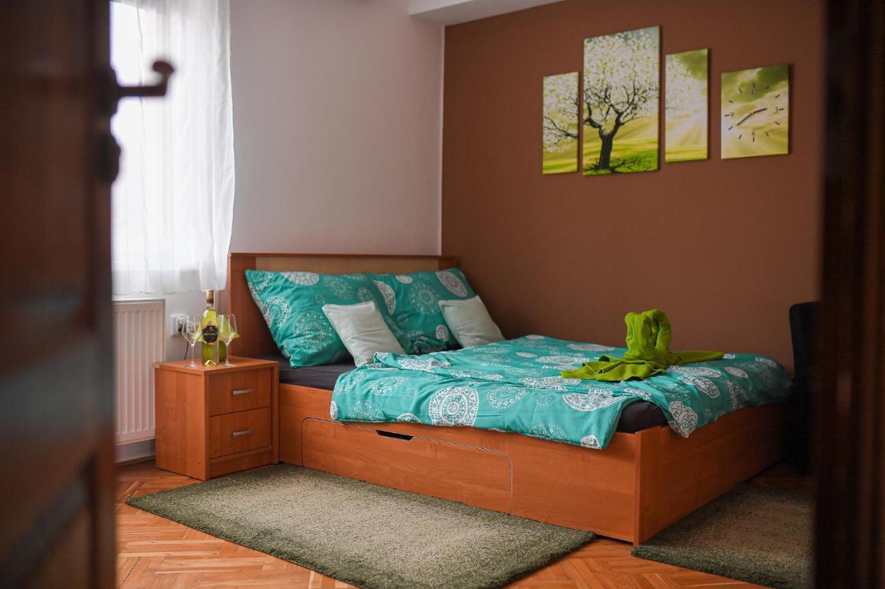 Kokusz Apartmanok 에게르 객실 사진