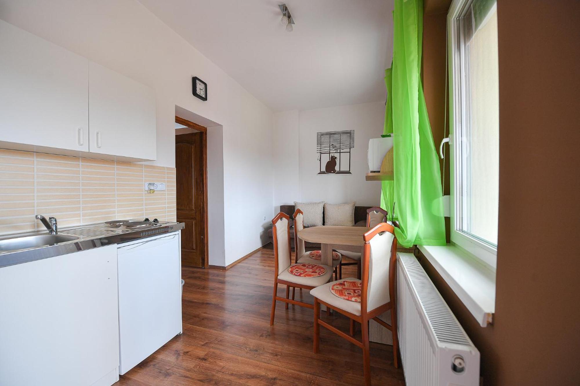 Kokusz Apartmanok 에게르 객실 사진